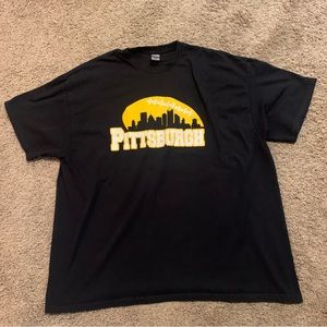 Pittsburgh Football T-Shirt Black and Gold 2XL
